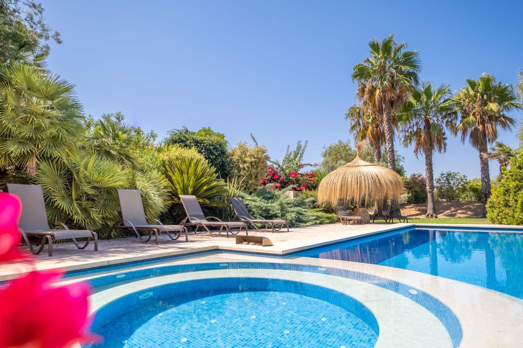 Villa Can Moleto By Sunvillas Mallorca Pollenca Bagian luar foto